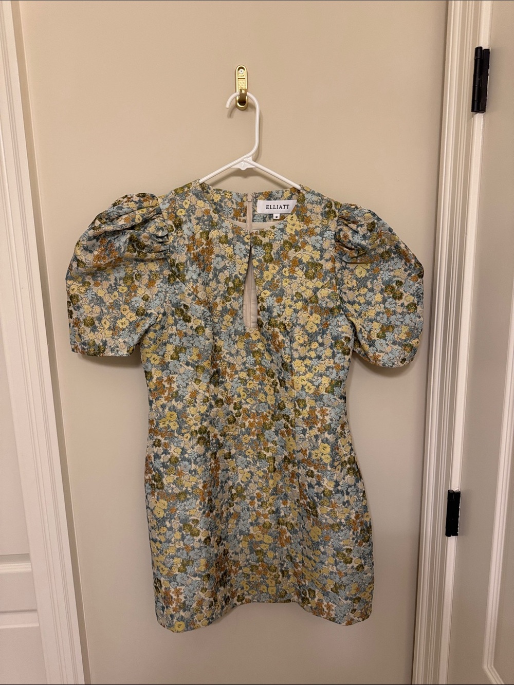 Elliatt Floral Puff-Sleeve Dress in Blue and Yellow